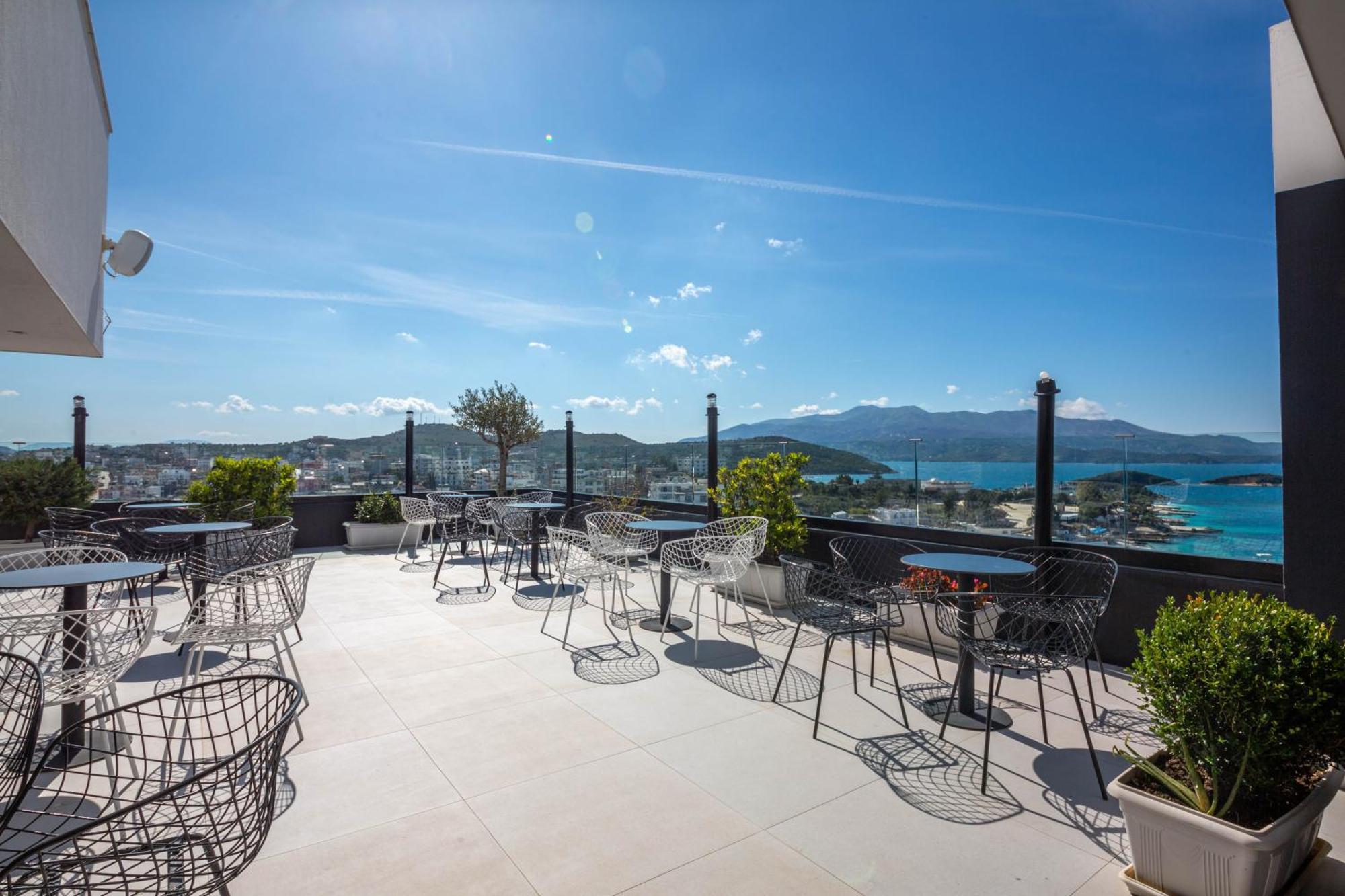 Rumani 3 Islands Hotel Ksamil Exteriör bild